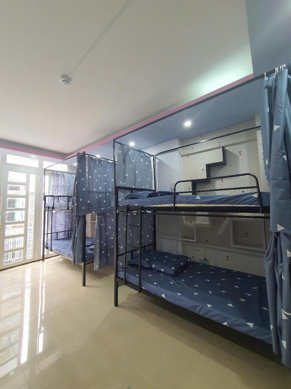 Sen Alley TP. Hồ Chí Minh